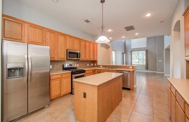 Building Photo - 9106 Sunlight Oak Ln