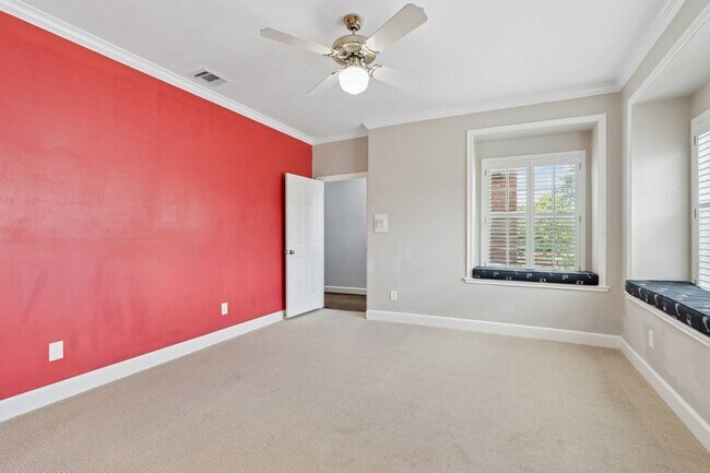 Building Photo - 1705 S Cottonwood Valley Cir