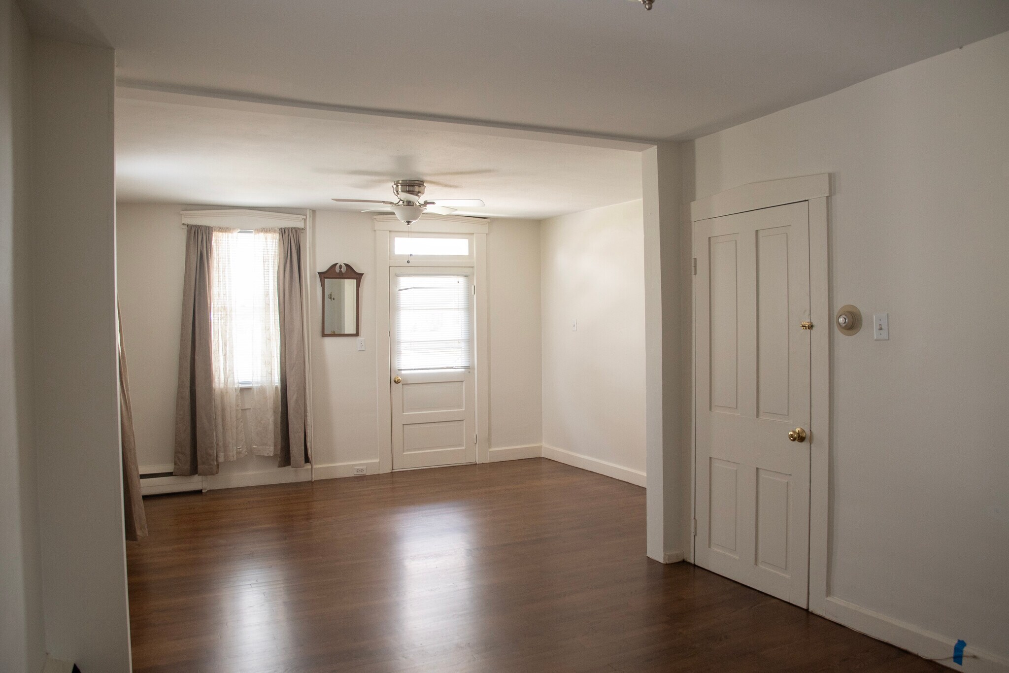 Building Photo - 1366 Lititz Rd