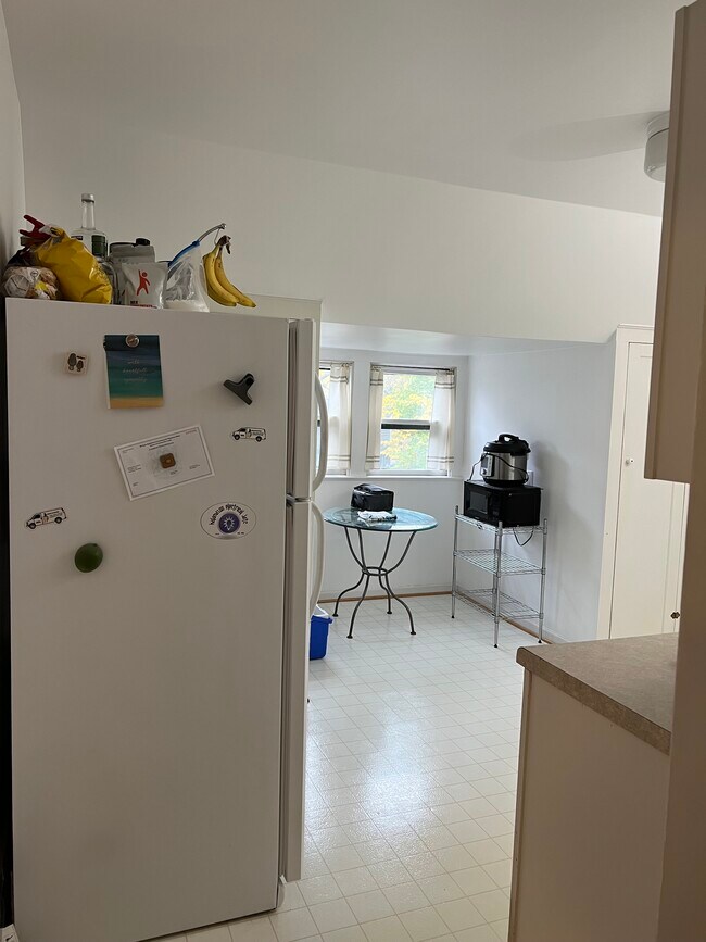 Building Photo - 515-2 Minor Ave