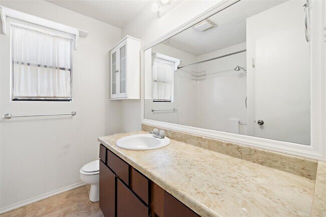 Building Photo - 12416 Deer Falls Dr