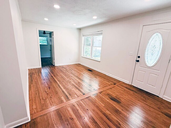 Building Photo - Home for Rent in Benton!