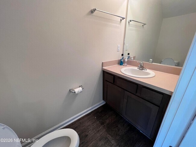 Building Photo - 266 Aralia Ln