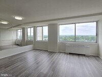 Building Photo - 301 N Beauregard St