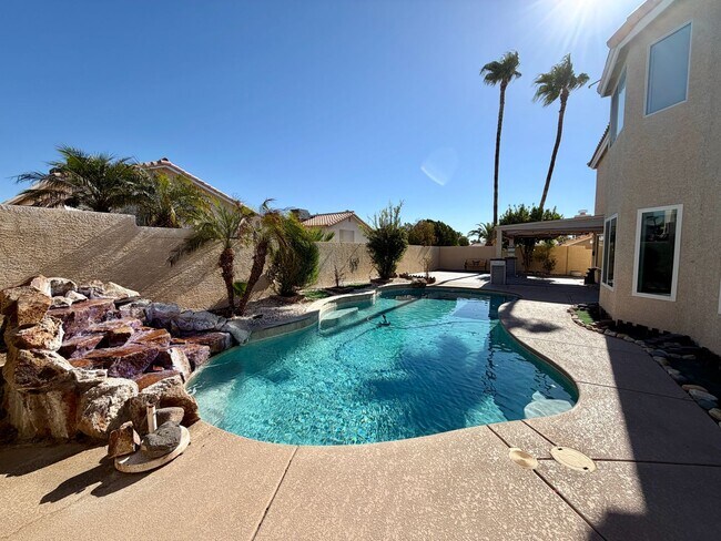 Building Photo - Spacious Henderson Home with Private Pool, 3 Fireplaces, & Modern Upgrades