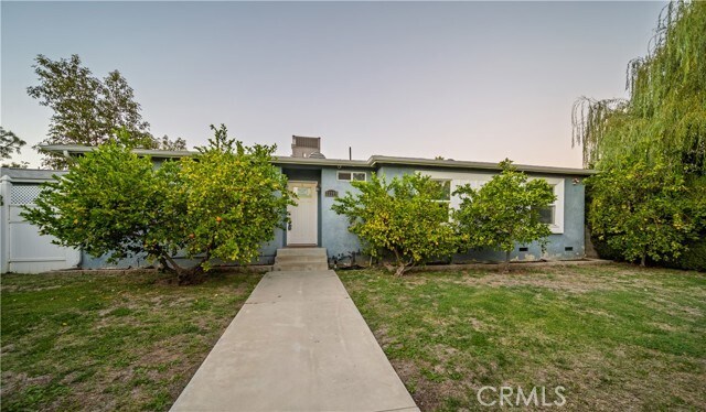 Building Photo - 22149 Victory Blvd