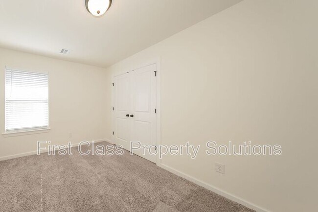 Building Photo - 19916 Stovall Dr