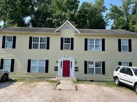 Building Photo - 111 Sunset Dr