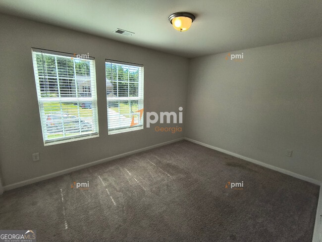 Building Photo - 1552 Austin Dr