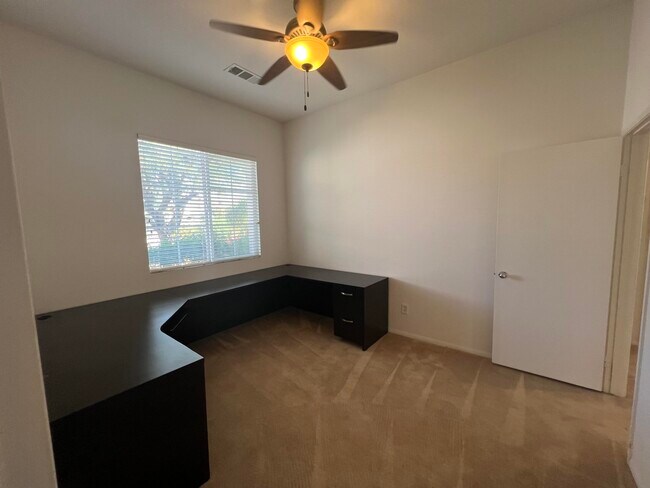 Building Photo - 13633 Overlook Dr