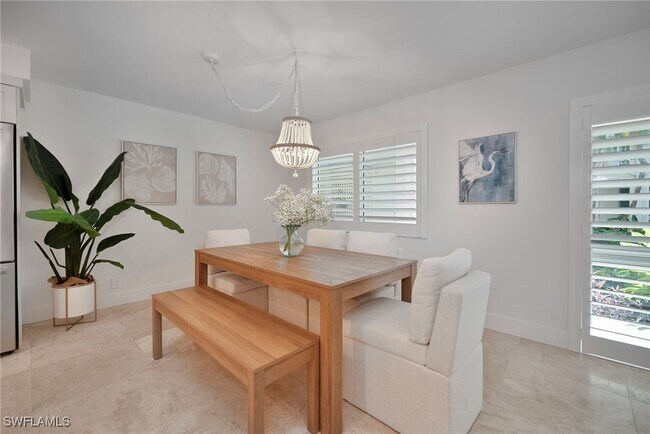 Building Photo - 1950 Gulf Shore Blvd N