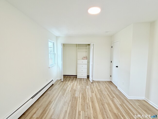 Building Photo - 76 Highland Ct