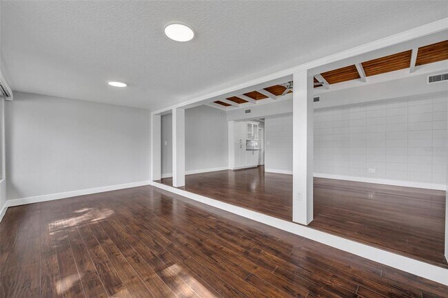 Building Photo - 2805 Northwood Blvd