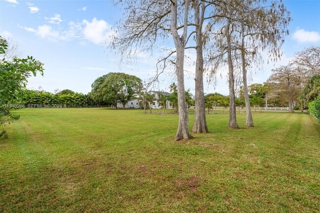 Building Photo - 7601 NW 82nd Terrace