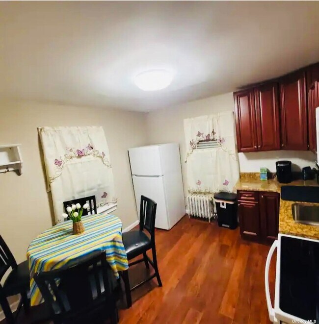 Building Photo - 241-28 87th Ave