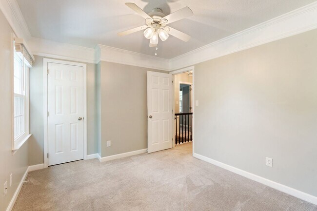 Building Photo - Charming 3 Bedroom, 2.5 Bath Home in Coventry