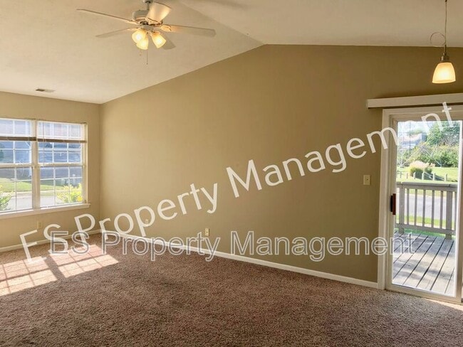 Building Photo - 6728 Garway Ln