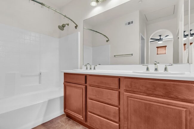 Building Photo - 31163 Lavender Ct