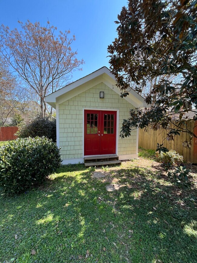 Home Office/Gym - 1475 Groveland Ave NW