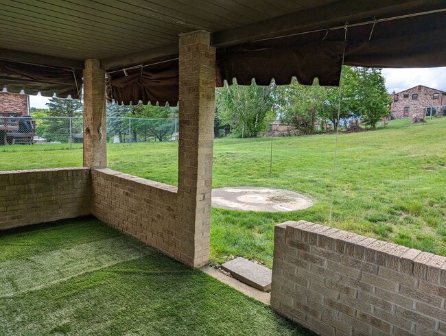 Building Photo - **********Brand new and Updated***Must see...