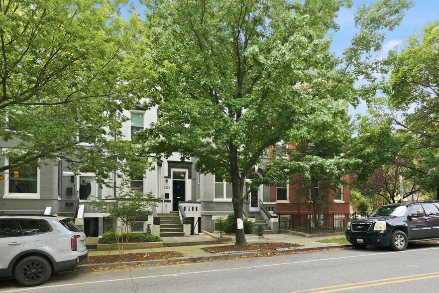 Building Photo - 2128 1st St NW