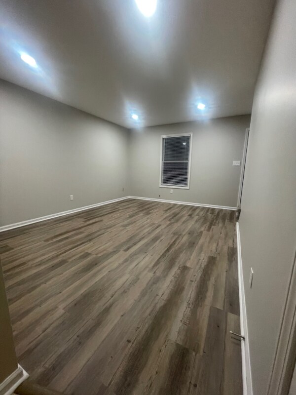 Building Photo - 105 Grogan Cir