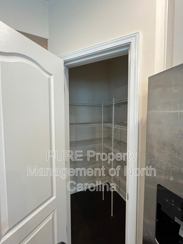 Building Photo - 5302 Tilley Manor Dr