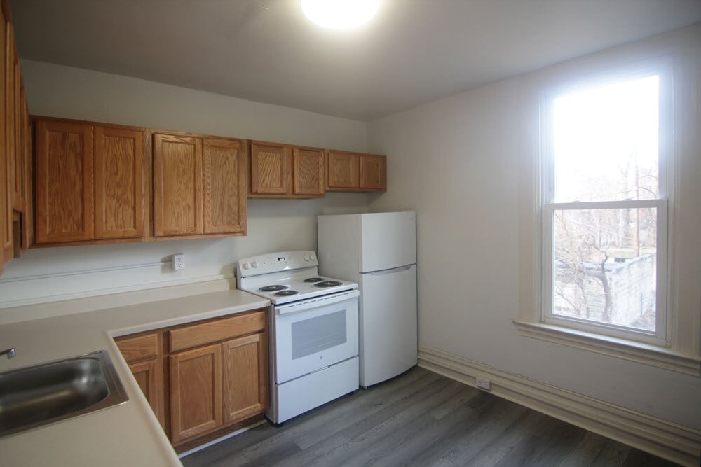 Building Photo - 315 South Ave