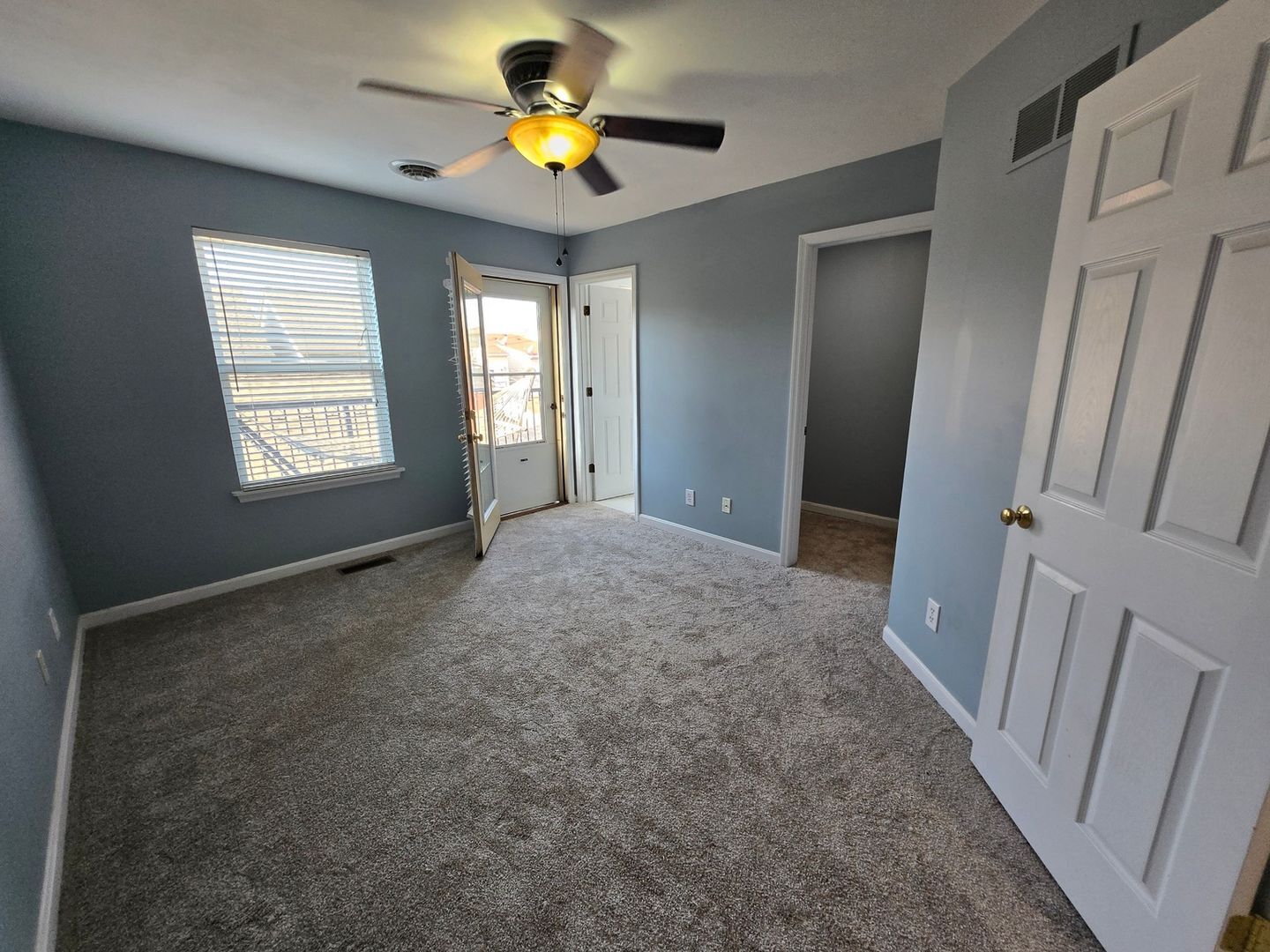 Building Photo - 929 Weninger Cir