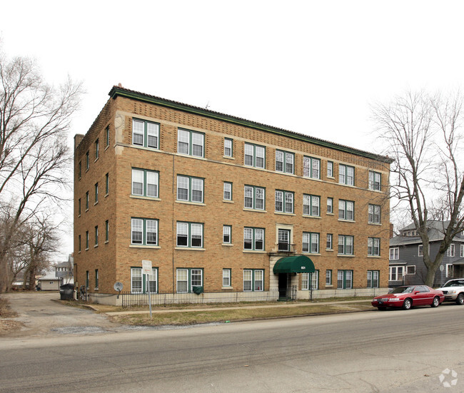 Primary Photo - LaSalle Commons