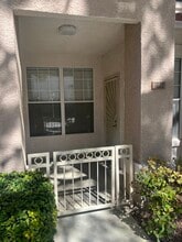 Building Photo - 8555 W Russell Rd