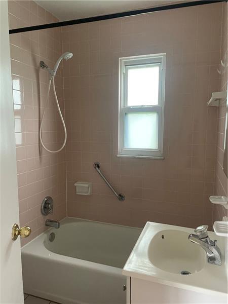 Building Photo - 249 Cirbus Ln