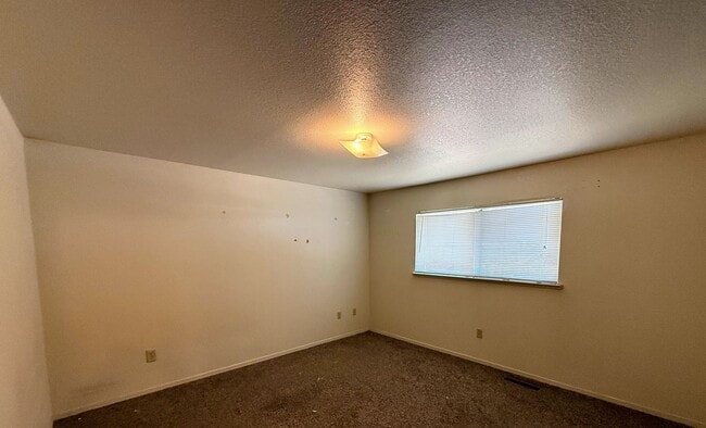 Building Photo - Dayton home for Rent
