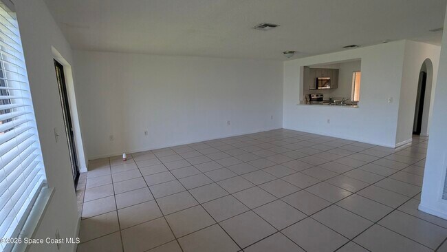 Building Photo - 174 San Juan Cir