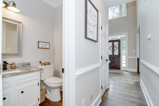 Building Photo - 3557 Stevens Way