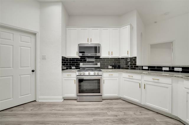 Building Photo - 5919 Vista Glen Ln