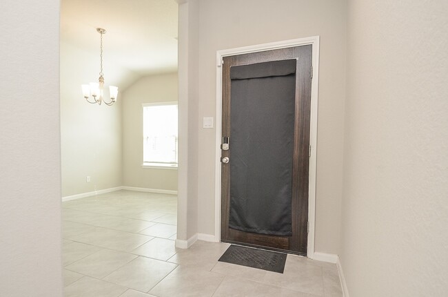 Building Photo - 7426 Flintrock Hollow Trail