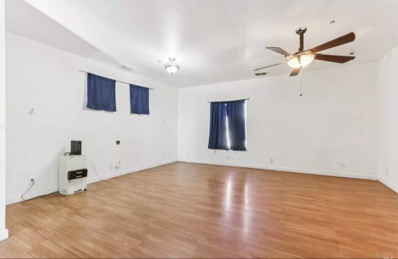 Building Photo - 507 Kings Way