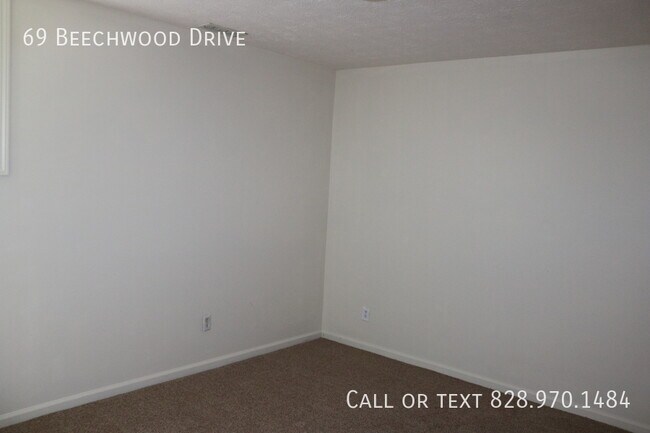 Building Photo - 69 Beechwood Dr