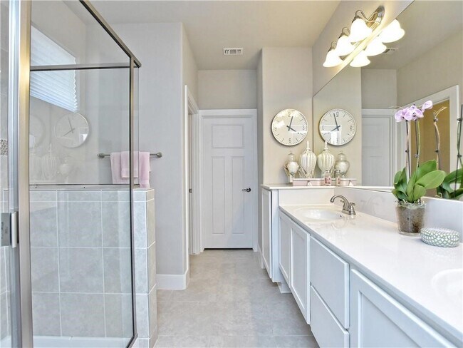 Building Photo - 10911 Rock Island Dr