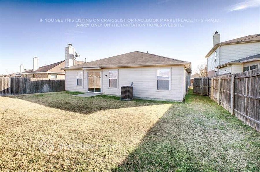 Building Photo - 8337 Horseshoe Bend Dr