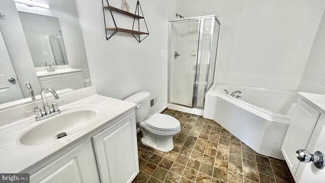 Building Photo - 3030 Chinkapin Oak Ln