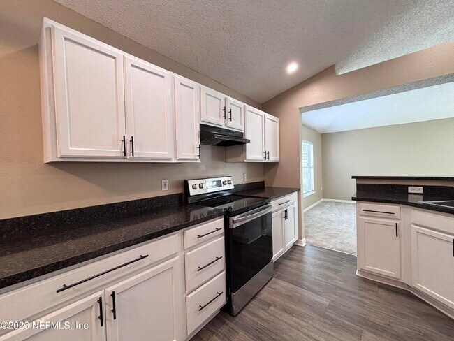 Building Photo - 7332 Gum Tree Rd