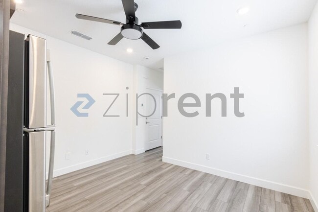 Building Photo - 6193 Oberlander Dr