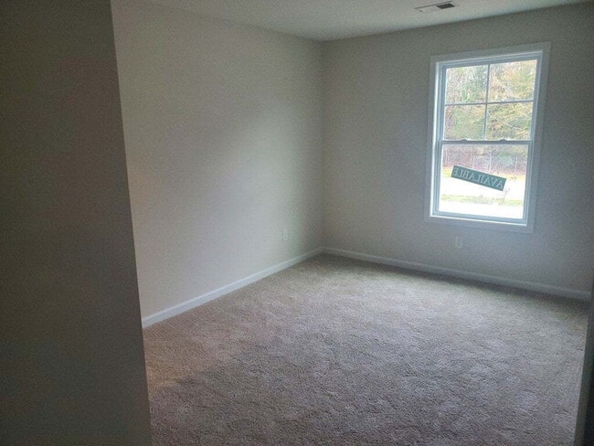 Building Photo - Great Townhome!