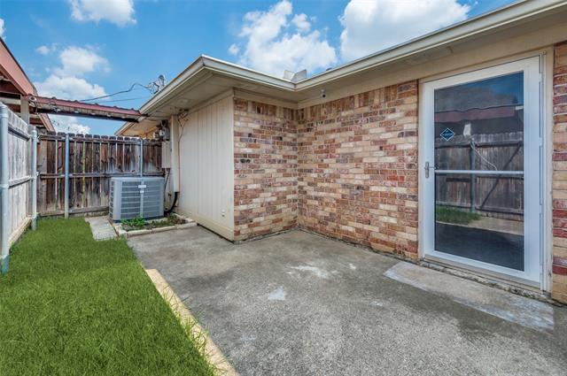 Building Photo - 6913 Sierra Dr