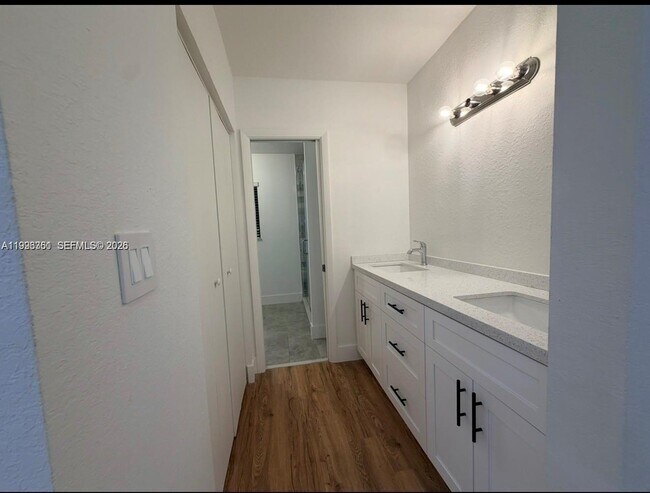 Building Photo - 11361 SW 145th Ave