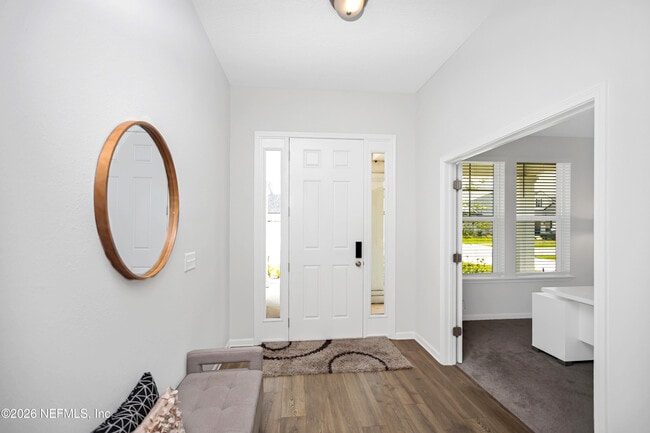 Building Photo - 179 Horsetail Ct