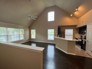 Building Photo - Beautiful 2-bedroom, 2-bath Condo available in sought after Admirals Walk private gated community.