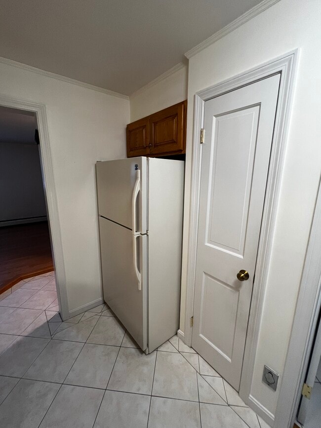 Kitchen - 675 Central St